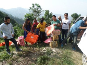 Melachi - distribution relief goods 1